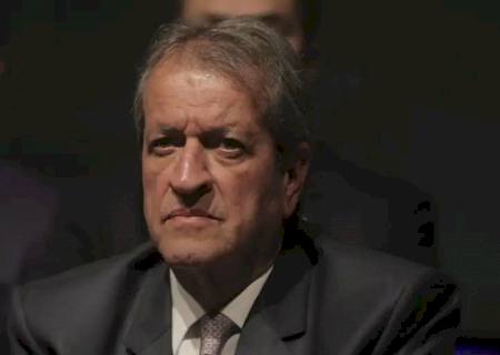 Presidente do PL, Valdemar Costa Neto é preso em flagrante com arma de fogo